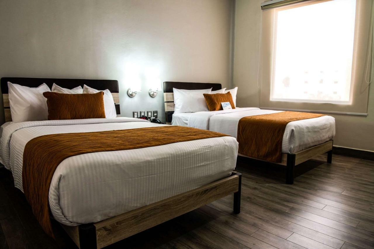 Comfort Inn Irapuato Exteriör bild
