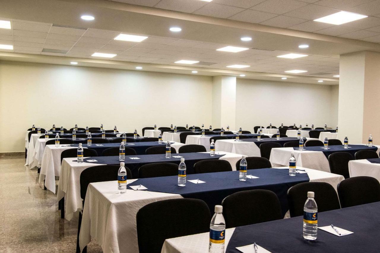 Comfort Inn Irapuato Exteriör bild