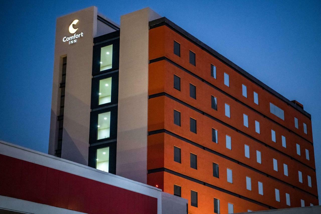 Comfort Inn Irapuato Exteriör bild
